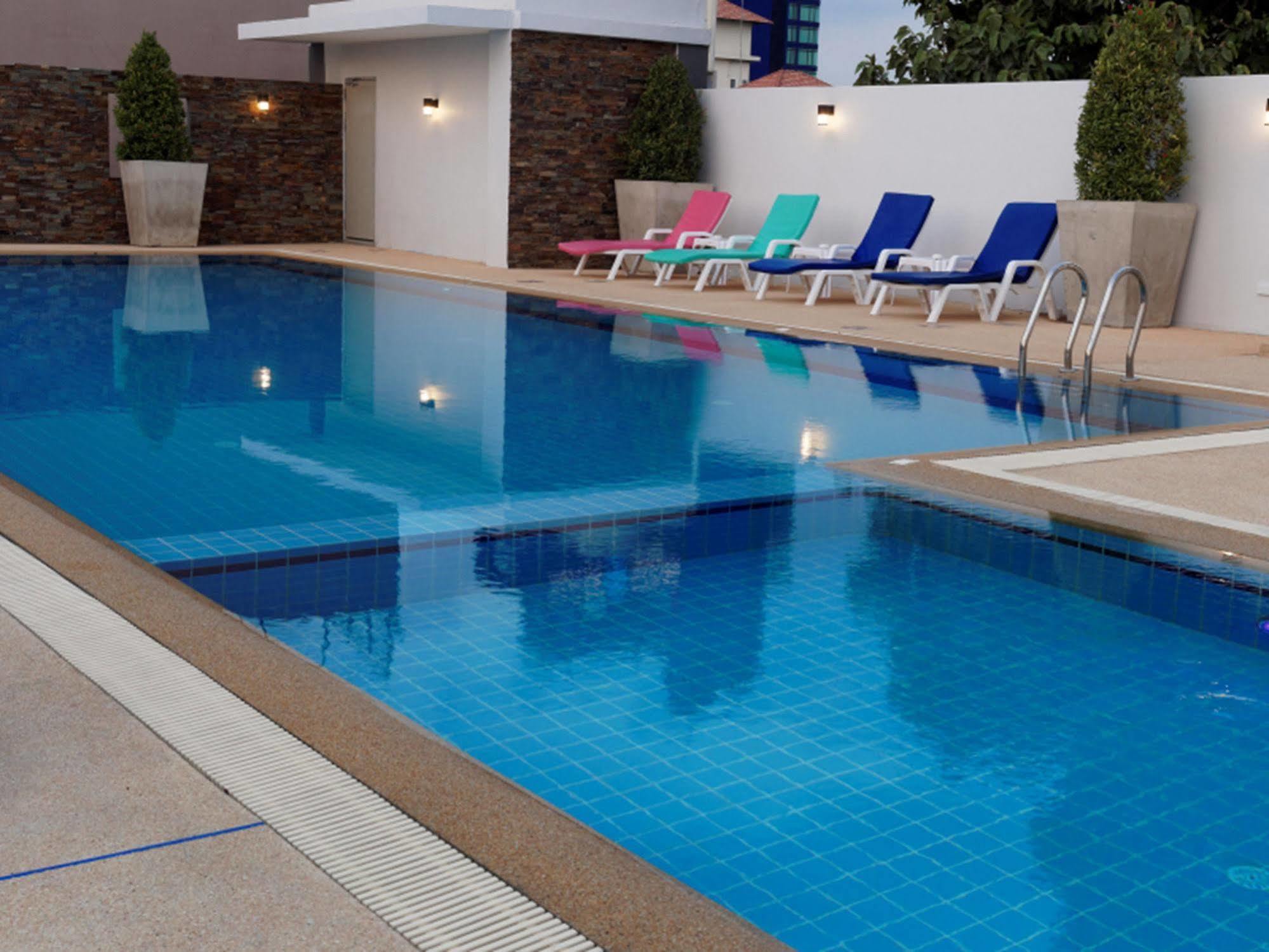 Pattaya Blue Sky Exterior foto
